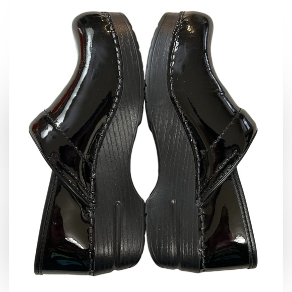 Dansko Black Patent Women's Professional Nursing Clogs Size EU 37, 6.5-7 Narrow - Picture 5 of 10